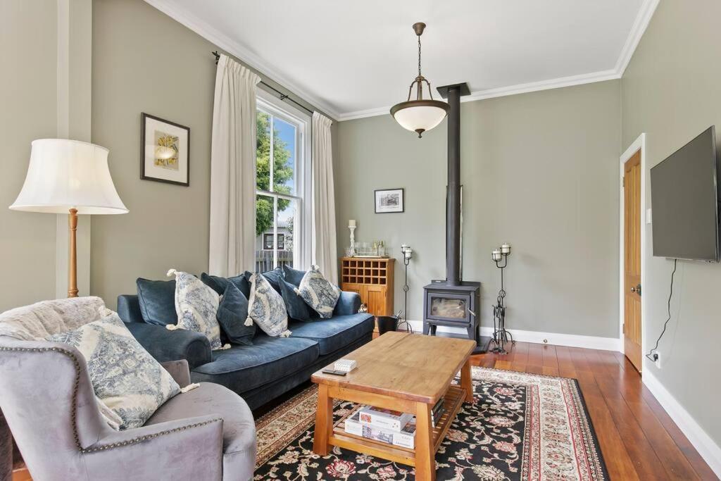 Historic Charm In Greytown - Cosy Kowhai Cottage Extérieur photo
