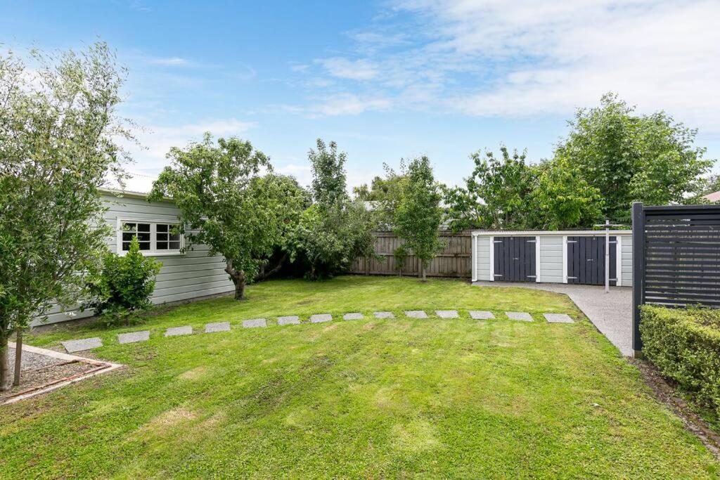Historic Charm In Greytown - Cosy Kowhai Cottage Extérieur photo