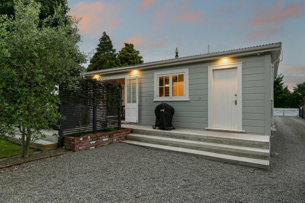 Historic Charm In Greytown - Cosy Kowhai Cottage Extérieur photo